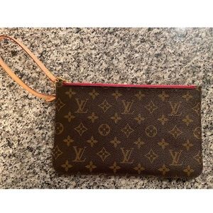 Louis Vuitton Neverfull GM Wristlet
